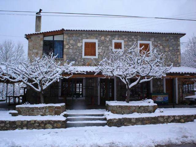 Villa Serenis Porovitsa Экстерьер фото