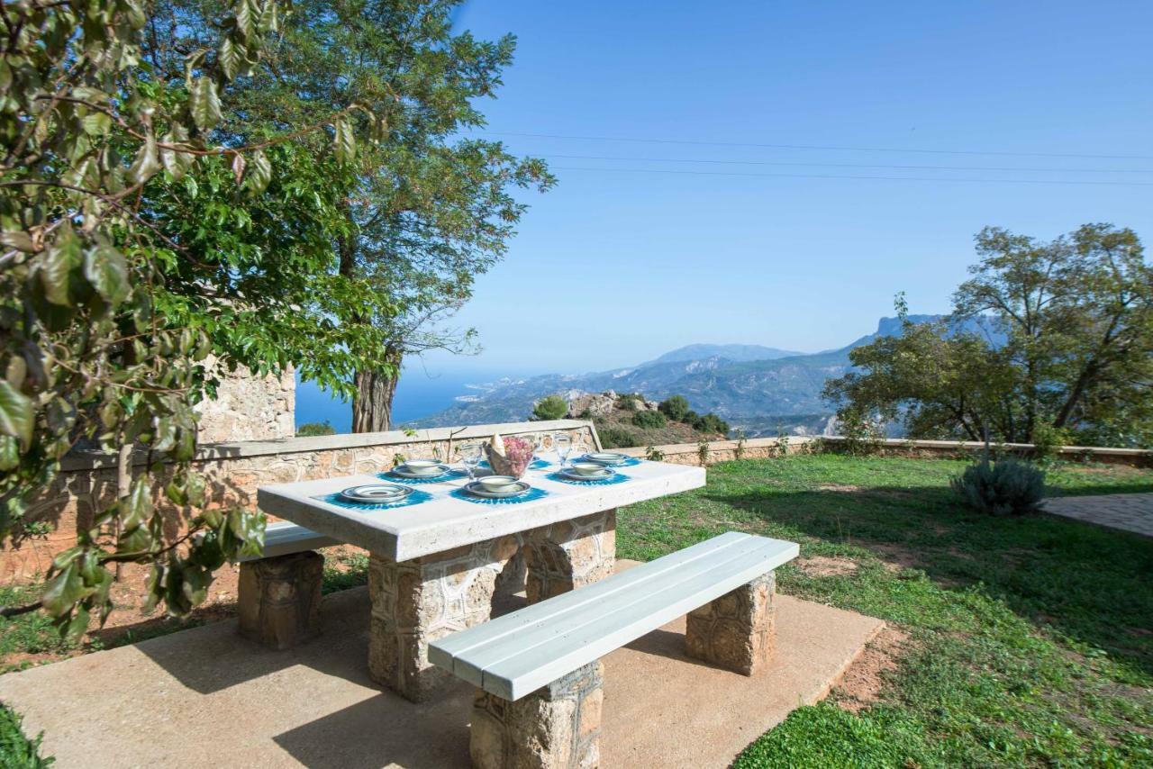 Villa Serenis Porovitsa Экстерьер фото